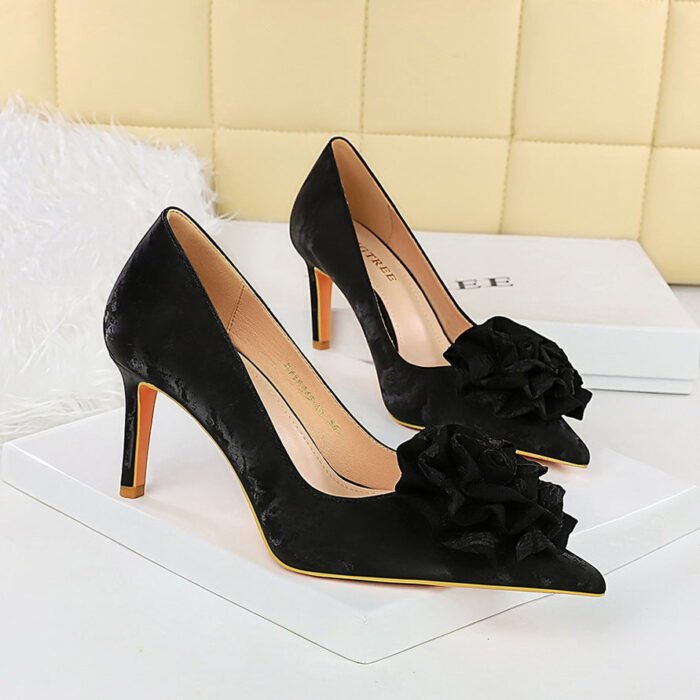 Bigtree shoes 18249-ah55 Korean style fashion banquet high heels floral women's shoes stiletto low-cut pointed toe flower shoes high heel - Image 4