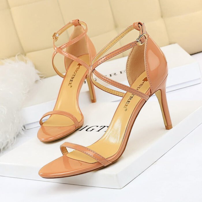 126-A7European and American Style Versatile Fashion Women's Shoes-Bigtree shoes - Image 1
