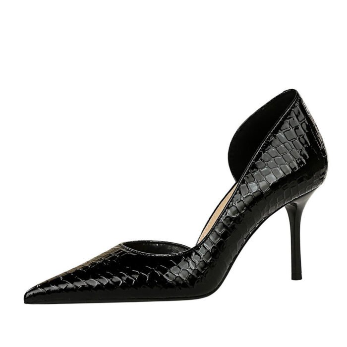 big tree shoes 8238 European and American Fashion Banquet Women's Shoes High Heel Stiletto Low Mouth Pointed Side Hollow Retro Patent Leather Stone Pattern Pumps - Image 5