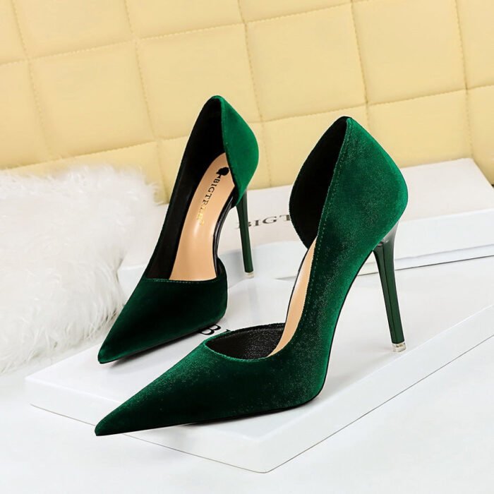 BIG TREE SHOES 1363-6 European and American Style Fashion Banquet High Heels Stiletto Heel Shallow Mouth Pointed Toe Side Hollow Xi Shi Suede High Heel Pumps - Image 1