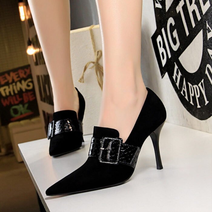 955-12Elegant and pointy women's fashion shoes-Bigtree shoes - Image 1