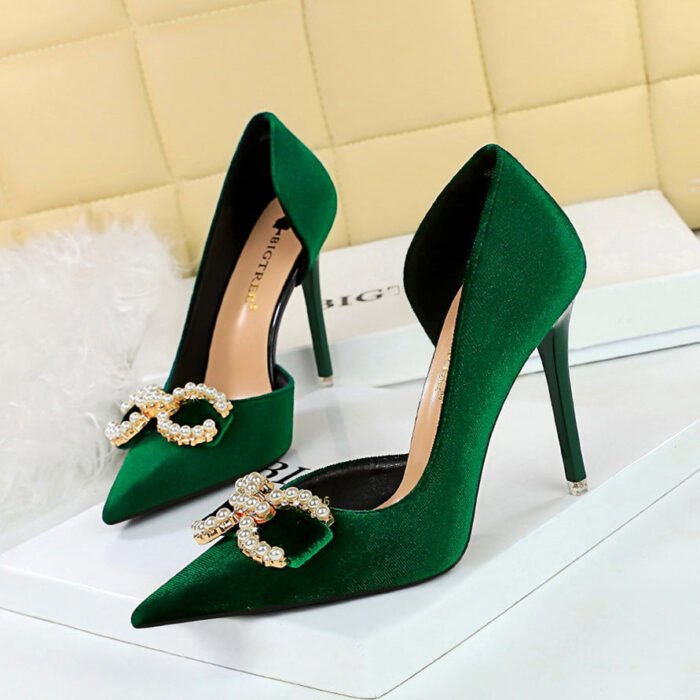 Bigtree Shoes 1363-K79 Banquet High Heels Shallow Mouth Pointed Thick Suede Side Hollow Pearl Rhinestone Buckle Bow Shoes - Image 1