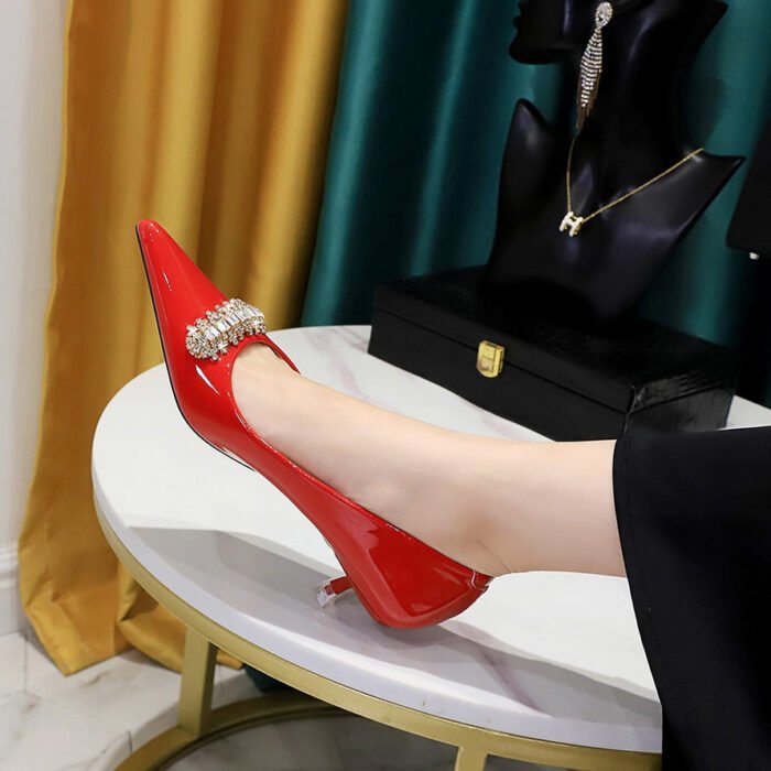 BIGTREE SHOES 237-K31 European and American Style Banquet Women's Shoes Stiletto Mid-Heel Patent Leather Low-Cut Pointed Toe Rhinestone Metal Decoration Pumps Female - Image 4