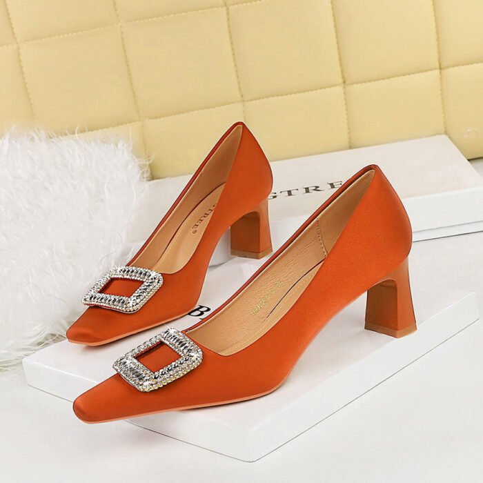 BIGTREE SHOES 6186-k32 European and American Style Banquet Women's Shoes Comfortable Thick Heel High Heel Low-Cut Square Head Satin Metal Rhinestone Buckle Pumps - Image 1