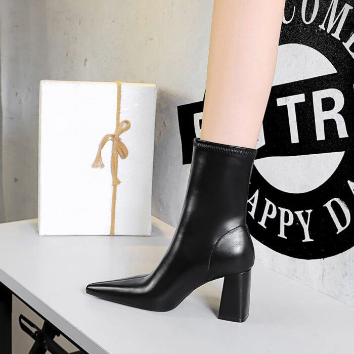 BIG TREE SHOES 6838-2 European and American Style Fashionable Simple Sexy Nightclubs Thinner Chunky Heel High Heel Pointed Toe Winter Skinny Boots Women's Ankle Boots - Image 1