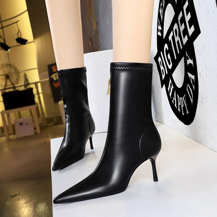 big tree shoes 328-12 Retro European American Style Winter Fashion Simple Mid Heel Stiletto Heel Pointed Toe Pedicure Slimming Banquet Women's Boots Short Boots - Image 4