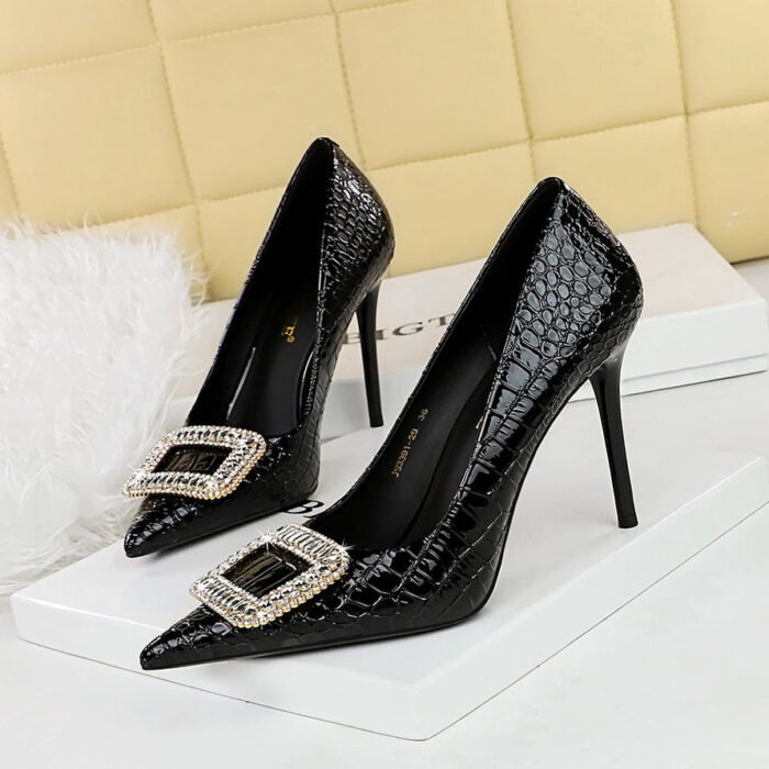 BIGTREE SHOES 3391-K32 European and American Sexy Slimming Banquet High Heels Stiletto Heel Serpentine Patent Leather Low-Cut Pointed Toe Rhinestone Buckle Pumps - Image 2