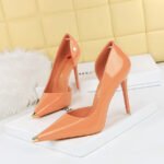 BIGTREE 8829-5 European and American Style Fashion Simple  Thinner Stiletto Heel Side Hollow Shallow Mouth Metal Pumps