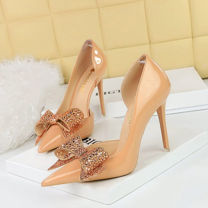 BIGTREE 638-H8 European and American Style Banquet High Heels Stiletto Heel Shallow Mouth Pointed Side Hollow Rhinestone Bow Pumps - Image 2