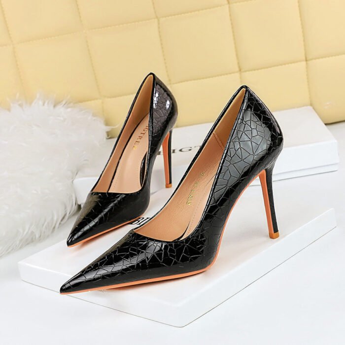 BIGTREE 1983-3 European and American Sexy Nightclubs Thinner High Heels Stiletto Heel Shallow Mouth Pointed-Toe Metal Style Pumps Women's Shoes - Image 4