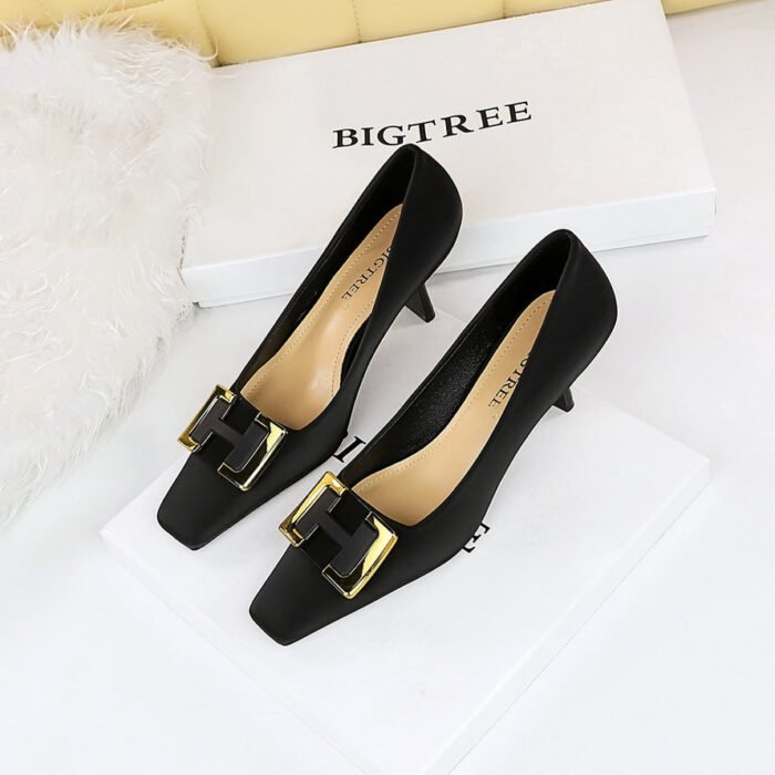 BIGTREE SHOES 6183-k23 European and American Fashion Business Ol High Heels Women's Shoes Wine Glass Heel Low-Cut Square Toe Metal Buckle Decoration Pumps - Image 1