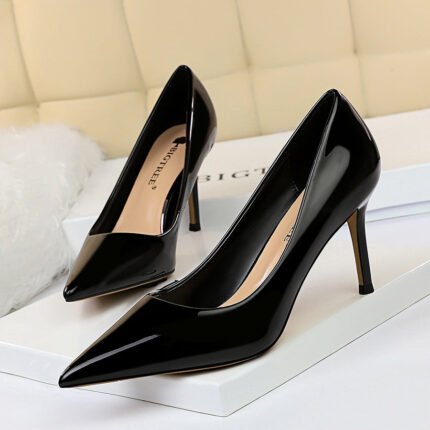 272-2Elegant and pointy women's fashion shoes-Bigtree shoes