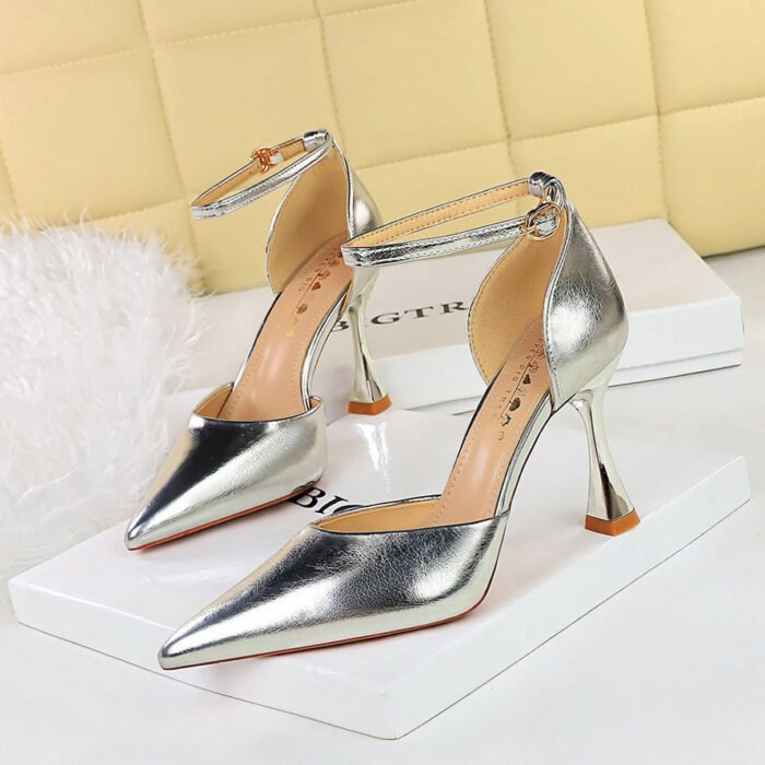 BIGTREE SHOES 8386-5 Retro European American Style Wine Cup Heel Ultra-High Heel Shallow Mouth Pointed-Toe Hollowed Hollow Strap Sandals Women's Shoes - Image 3