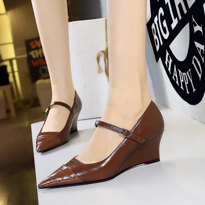 BIGTREE SHOES 6639-3 Retro European American Style Stitching Pointed High Heel Wedge Ankle-Strap Shoes Women's Shoes Shallow Mouth Pointed Toe Wedge Heels - Image 1