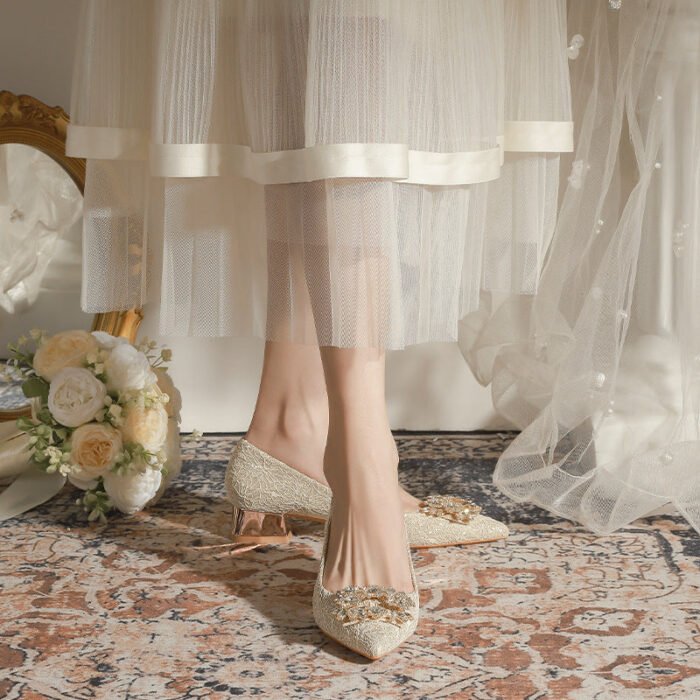 3118-6 Bridal Wedding Shoes Not Tired Women's French Flat Pointed Lace Elegant Single-Layer Shoes Pregnant Women Can Wear Daily - Image 2