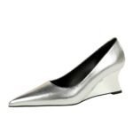 Bigtree Shoes 2905-8 European and American Style Retro Metal Shallow Mouth Pointed Women's Shoes Wedge Heels Pedicure Slimming Banquet Wedge Shoes Women - Image 5