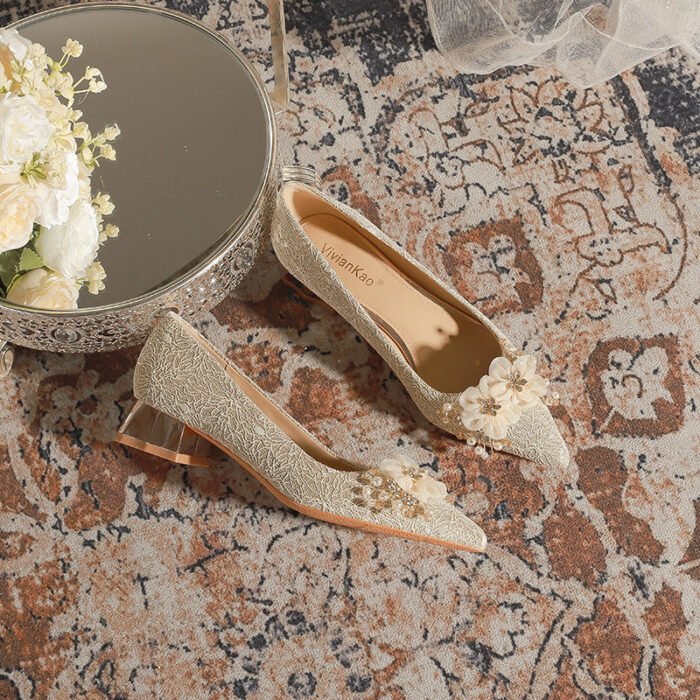 3118-105 Thick Heel Flat Shallow Mouth Pointed Toe Bridal Shoes Bridesmaid Shoes Flower Wedding Shoes Women's Beautiful Engagement Shoes Small Size - Image 1