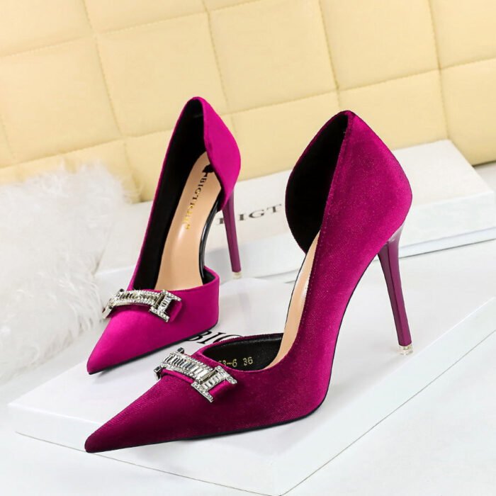 Bigtree Shoes 1363-K80 European and American Style High Heels Stiletto Heel Women's Shoes Thickened Suede Shallow Mouth Pointed Toe Side Hollow Rhinestone Buckle Single-Layer Shoes - Image 2