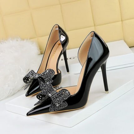 BIGTREE 638-H8 European and American Style Banquet High Heels Stiletto Heel Shallow Mouth Pointed Side Hollow Rhinestone Bow Pumps
