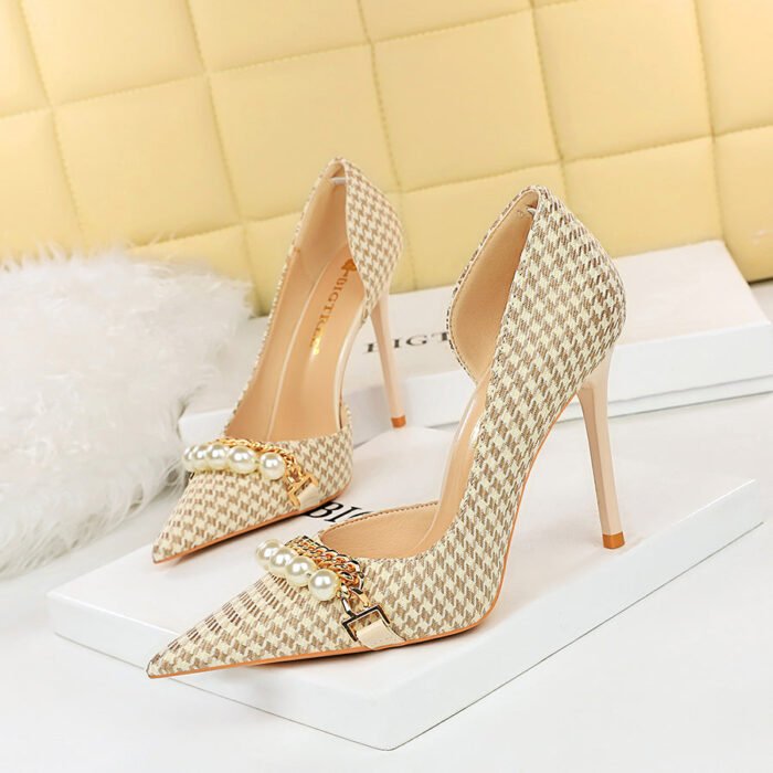 8829-1 Korean version of high-heeled shoes with lattice pattern shallow mouth side hollow houndstooth pearl metal chain super high-heeled shoes - Image 2