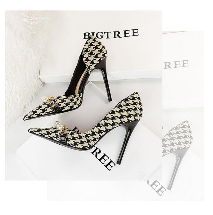 8829-1 Korean version of high-heeled shoes with lattice pattern shallow mouth side hollow houndstooth pearl metal chain super high-heeled shoes - Image 12