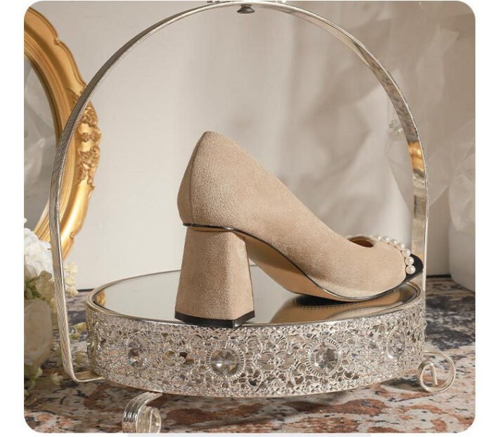 650-80 Color Matching French Retro Gentle Temperament Pointed Classic Style Chunky Heel High Heel Pearl Shoes - Image 4