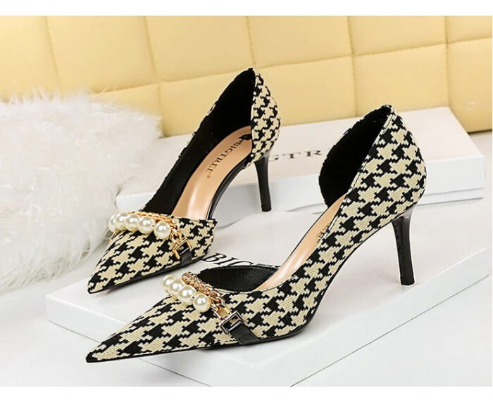 8829-A1 Korean version of high-heeled shallow-mouth pointed side hollow cloth plaid pearl metal chain houndstooth shoes - Image 10