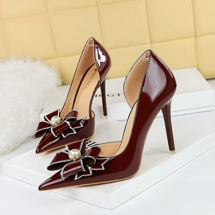 BIGTREE 638-H13 European and American Style Banquet Super High Heel Stiletto Low Mouth Pointed Side Hollow Pearl Rhinestone Bow Pumps - Image 4
