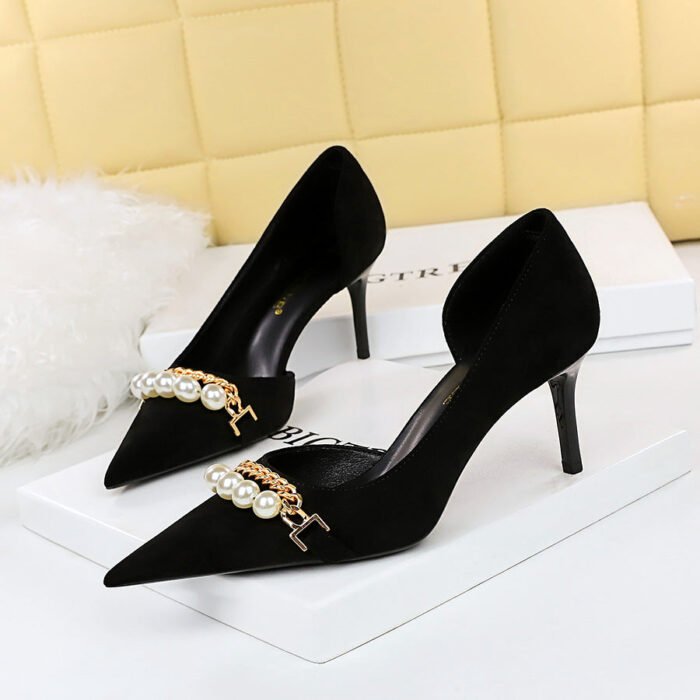 8829-a2 Korean Style Banquet Stiletto Heel Suede Shallow Mouth Pointed Pearl Metal Chain Side Hollow Women's Shoes - Image 1