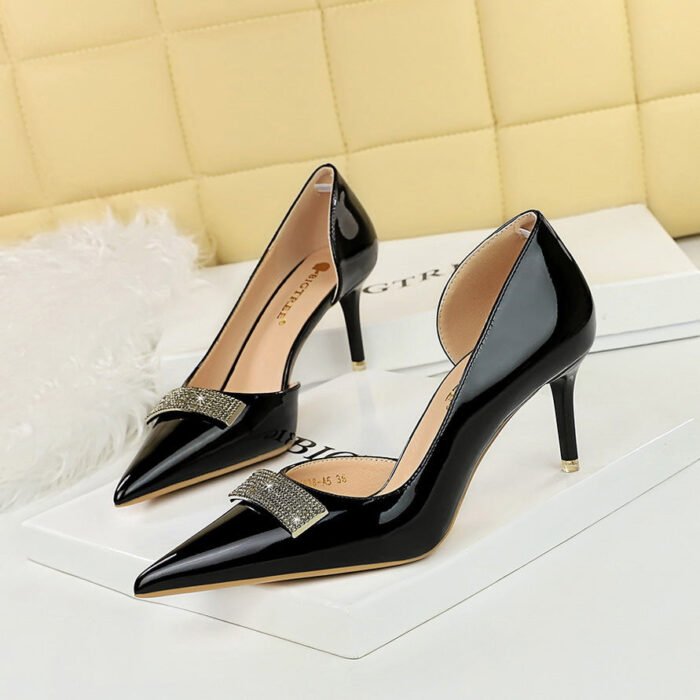 Bigtree Shoes 638-Ak67 Banquet Women's Shoes Stiletto Heel Shiny Patent Leather Shallow Mouth Pointed Toe Side Hollow Rhinestone Metal Decorative Women's Shoes - Image 2