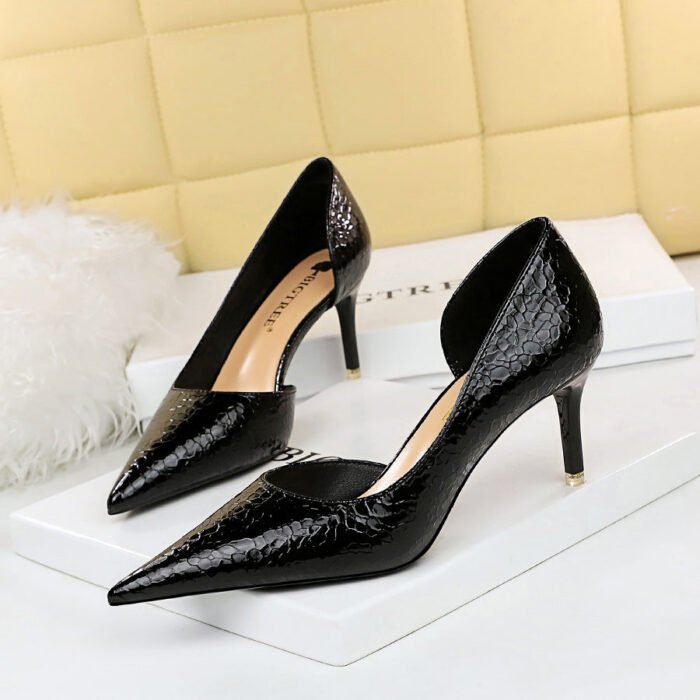 2928-2 retro European and American sexy slim pedicure side hollow thin heel high heel shallow pointed stone pattern women's shoes - Image 2