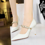 BIGTREE SHOES 3265-3 European and American Style High Heels Women's Shoes Stiletto Heel Patent Leather Low-Cut Pointed-Toe Metal Chain Ankle-Strap Shoes - Image 2