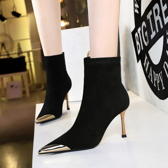 Bigtree Shoes 319-12 European and American Style Fashion Banquet Women's Boots Short Tube Stiletto Heel Metal Pointed Toe Pedicure Slimming Suede Short Boots - Image 1