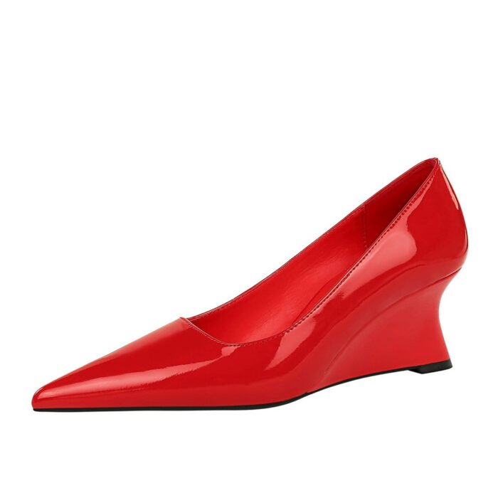 BIGTREE SHOES 2905-1 European and American Style Fashion Banquet Wedge Heels Women's Shoes High Heel Wedge Shallow Mouth Pointed Patent Leather Pumps Wedge Heels - Image 5