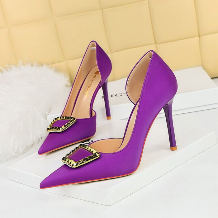 Bigtree Shoes 626-K9 European and American Style Nightclub High Heels Women's Shoes Stiletto Low-Cut Pointed Side Hollow-out Metal Rivet Buckle Single-Layer Shoes Women - Image 2