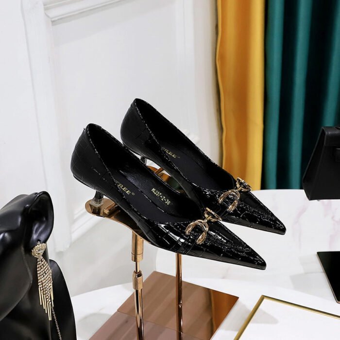 BIG TREE SHOES 237-2 European and American Style Women's Shoes Stiletto Mid-Heel Shallow Mouth Pointed-Toe Retro Stone Pattern Patent Leather Metal Leathern Buckle Shoes - Image 3