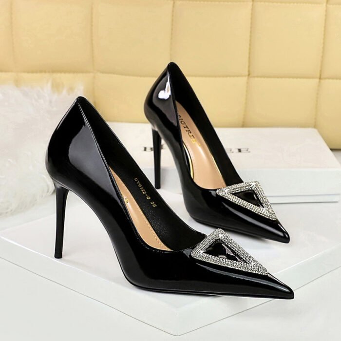 Bigtree Shoes 6122-8 K36 Banquet Women's Shoes Patent Leather Low-Cut Pointed-Toe Super High Heel Triangle Metal Rhinestone Buckle High Heel Pumps - Image 1