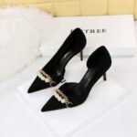 8829-a2 Korean Style Banquet Stiletto Heel Suede Shallow Mouth Pointed Pearl Metal Chain Side Hollow Women's Shoes - Image 3