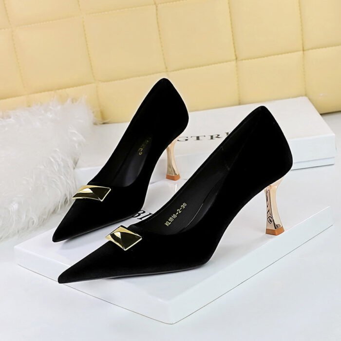 BIG TREE SHOES 1818-K81 European and American Style Banquet High Heel Metal Heel Shallow Mouth Pointed Toe Metal Buckle Decoration Xi Shi Women's Suede Shoes - Image 3