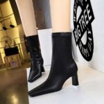 BIGTREE SHOES 375-5 Retro European American Style Simple and Thin Women's Short Boots Skinny Boots Chunky Heel High Heel Square Head Winter Boots - Image 3