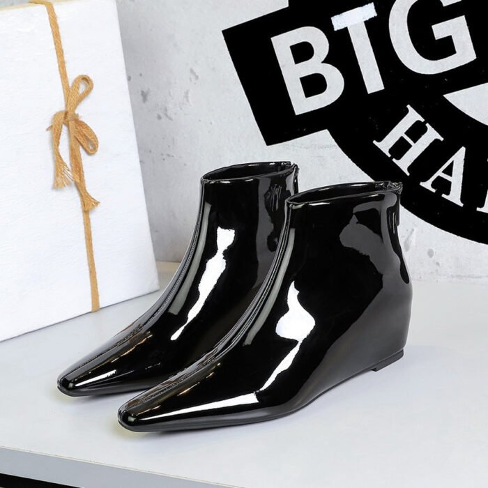 Bigtree Shoes 6632-1 Korean Style Fashion All-Match Height Increasing Insole Wedge Shiny Patent Leather Small Short Pedicure Women's Skim-Fit Boots Ankle Boots - Image 2