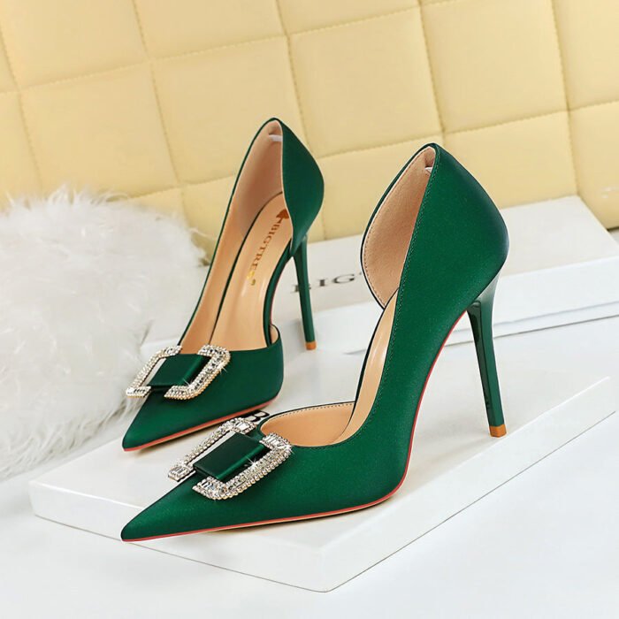 Big Tree Shoes 626-K6 European and American Style Sexy Nightclubs Thinner Side Hollow High Heels Women's Shoes Stiletto Heel Rhinestone Buckle Pumps - Image 1