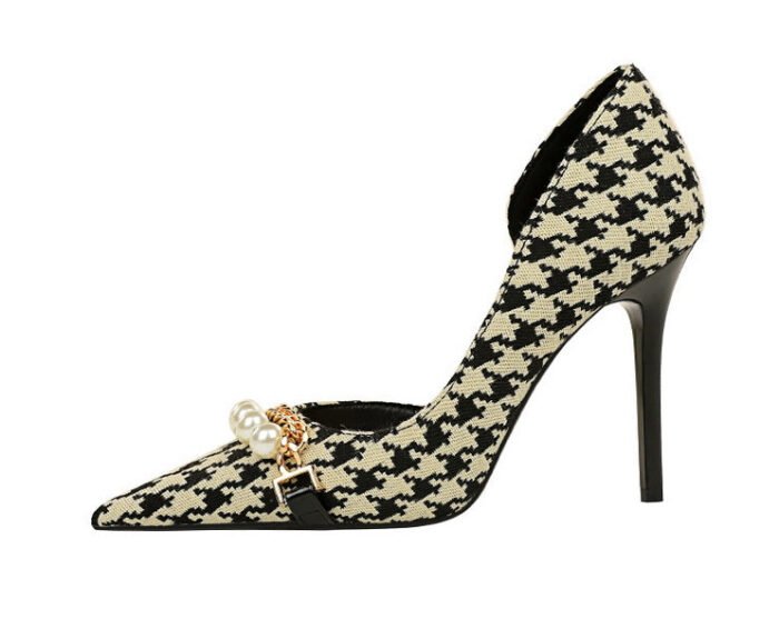8829-1 Korean version of high-heeled shoes with lattice pattern shallow mouth side hollow houndstooth pearl metal chain super high-heeled shoes - Image 24