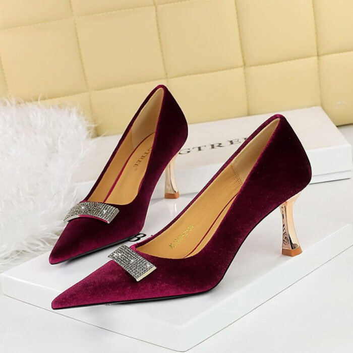Bigtree Shoes 1818-K67 European and American Style Banquet Women's Shoes High Heels Suede Shallow Mouth Pointed Metal Rhinestone Decorative High Heel Shoes - Image 1