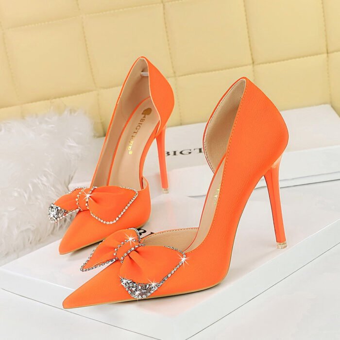 big tree shoes 1298-h31 Korean Fashion High Heels Stiletto Heel Shallow Mouth Pointed Toe Side Hollow Rhinestone Bow Pumps - Image 3