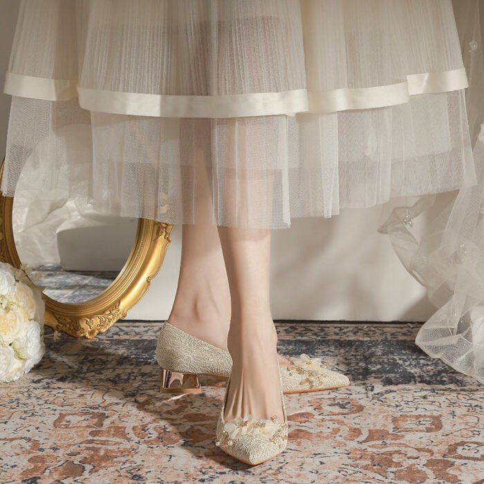 3118-105 Thick Heel Flat Shallow Mouth Pointed Toe Bridal Shoes Bridesmaid Shoes Flower Wedding Shoes Women's Beautiful Engagement Shoes Small Size - Image 2