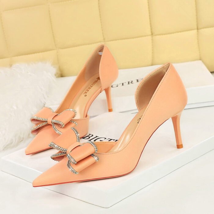 BIGTREE SHOES 3226-Ah36 European and American Style Banquet Women's Shoes Stiletto Heel Shallow Mouth Pointed Side Hollow Rhinestone Bow Pumps - Image 4