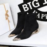 BIGTREE 335-1 European and American style light luxury banquet women's boots medium heel hollow with metal pointed iron head suede short boots - Image 6
