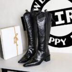 BIGTREE 236-1 Retro hand-scratched European and American winter boots women's boots thick heel middle heel pointed knight boots high boots - Image 4