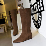 BIGTREE 6632-35 Korean version of tall women's boots, simple and fashionable versatile medium heel wedge heel inner heightening suede tall boots - Image 4